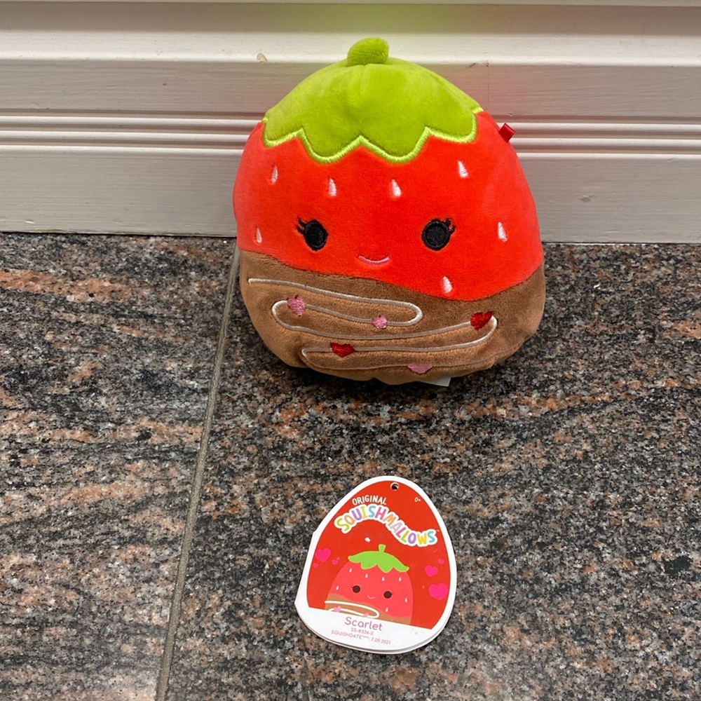 Squishmallows Scarlet Strawberry 5”
